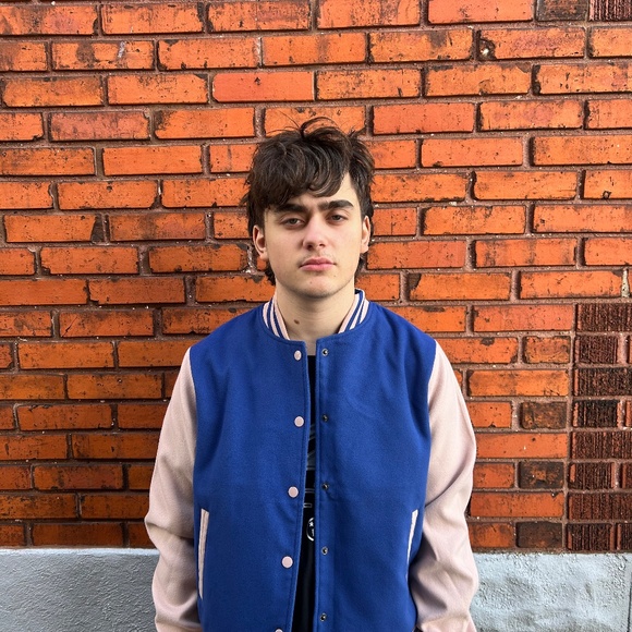 Red Heart NEW YORK Varsity Jacket. NWT - Picture 6 of 8